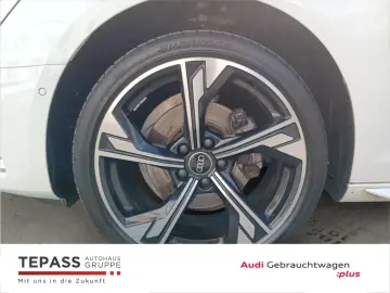 AUDI A4 Avant 30 TDI ADVANCED NAVI LED ACC AHK KAMERA