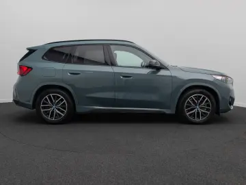 BMW iX1 xDrive30 M Sport Camere 360  HUD H&K Panorama