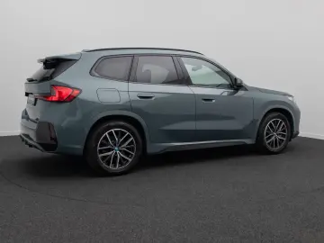 BMW iX1 xDrive30 M Sport Camere 360  HUD H&K Panorama