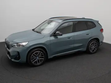 BMW iX1 xDrive30 M Sport Camere 360  HUD H&K Panorama