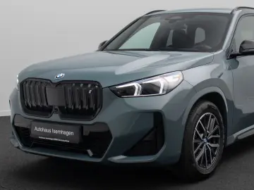 BMW iX1 xDrive30 M Sport Camere 360  HUD H&K Panorama