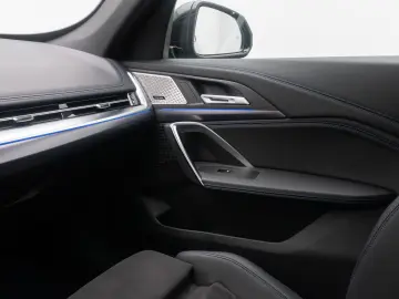 BMW iX1 xDrive30 M Sport Camere 360  HUD H&K Panorama