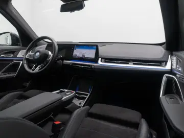 BMW iX1 xDrive30 M Sport Camere 360  HUD H&K Panorama