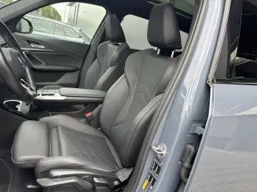 BMW iX1 xDrive30 M-Sport LED ACC PANORAMA