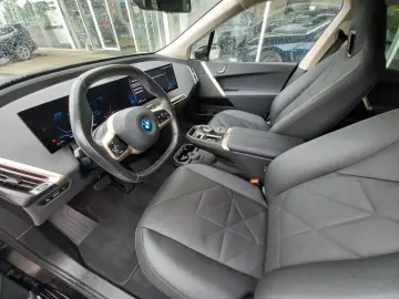BMW iX xDrive40