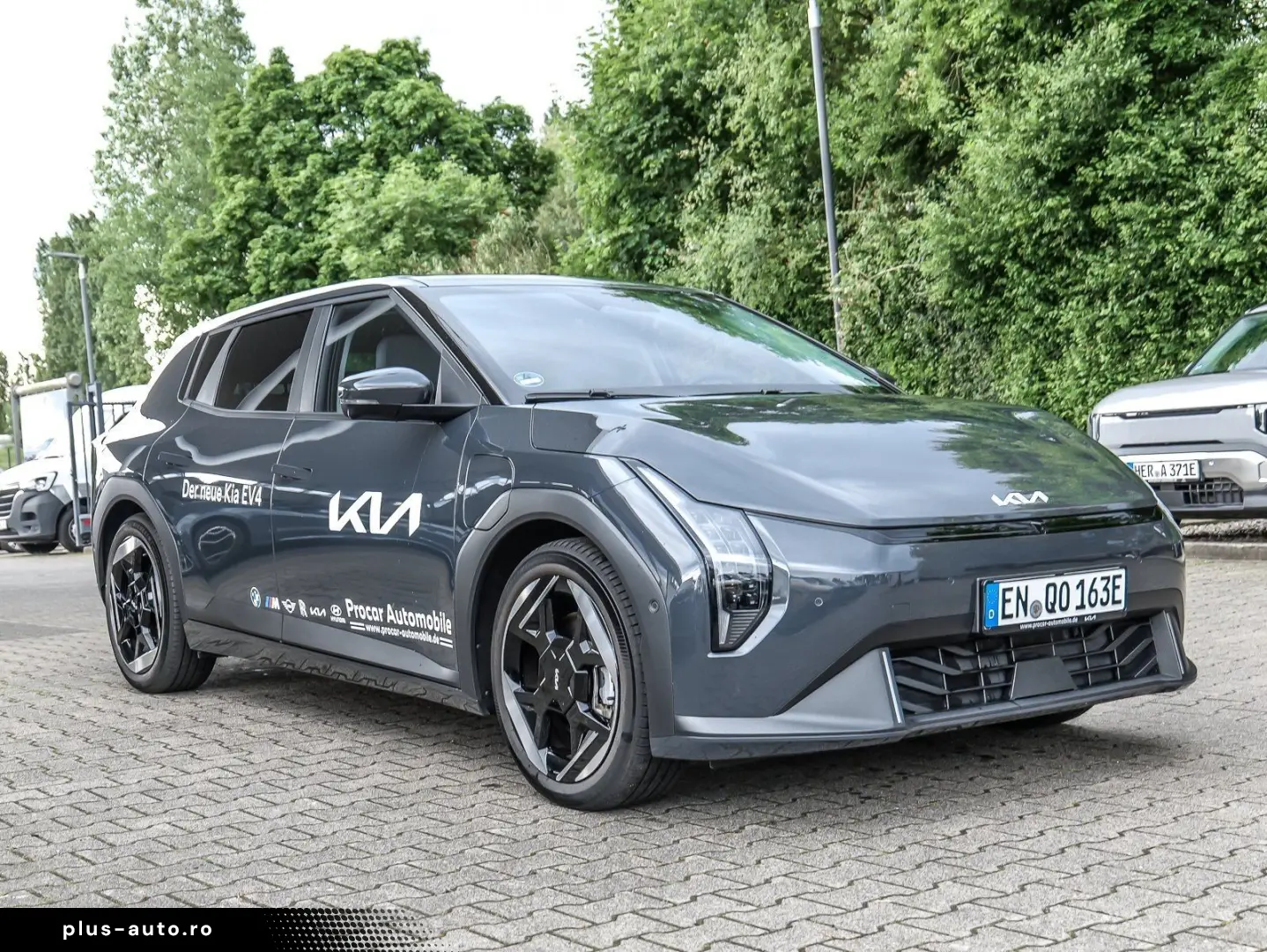 KIA EV4 81 4 kWh FWD Earth
