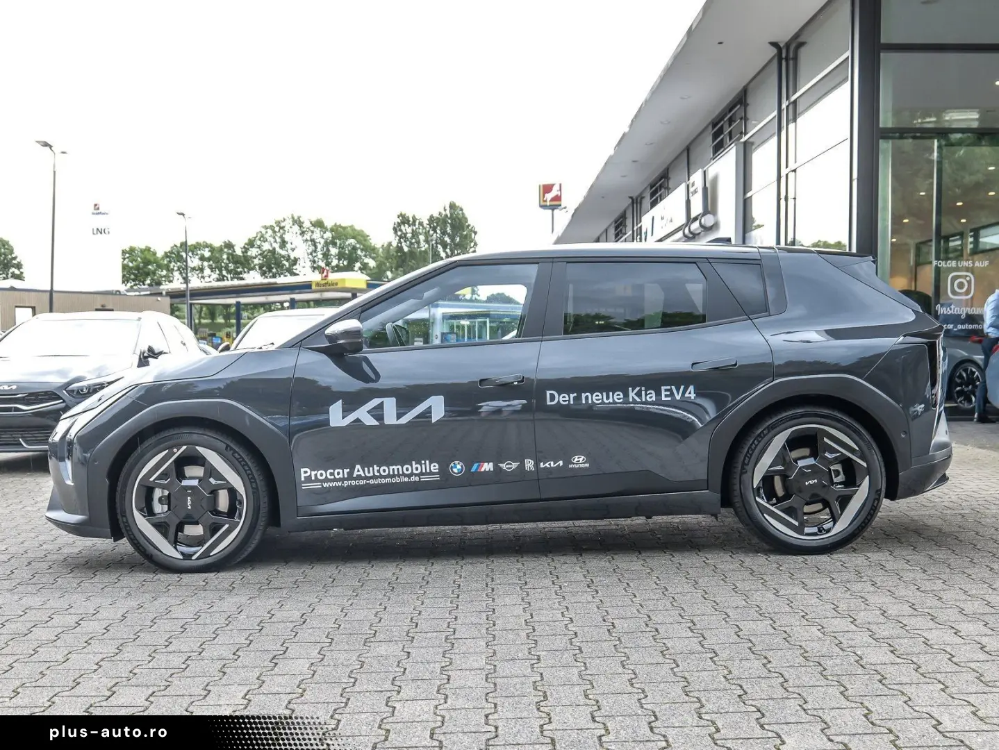 KIA EV4 81 4 kWh FWD Earth