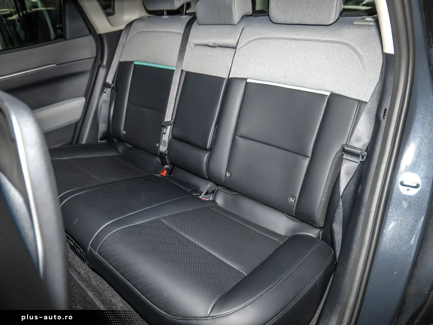 KIA EV4 81 4 kWh FWD Earth