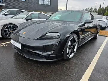 Porsche Taycan Bose HuD PASM PSCB