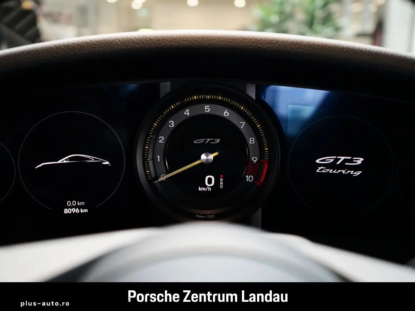 PORSCHE 992 911 GT3 mit Touring-Paket Rückfahrkamera