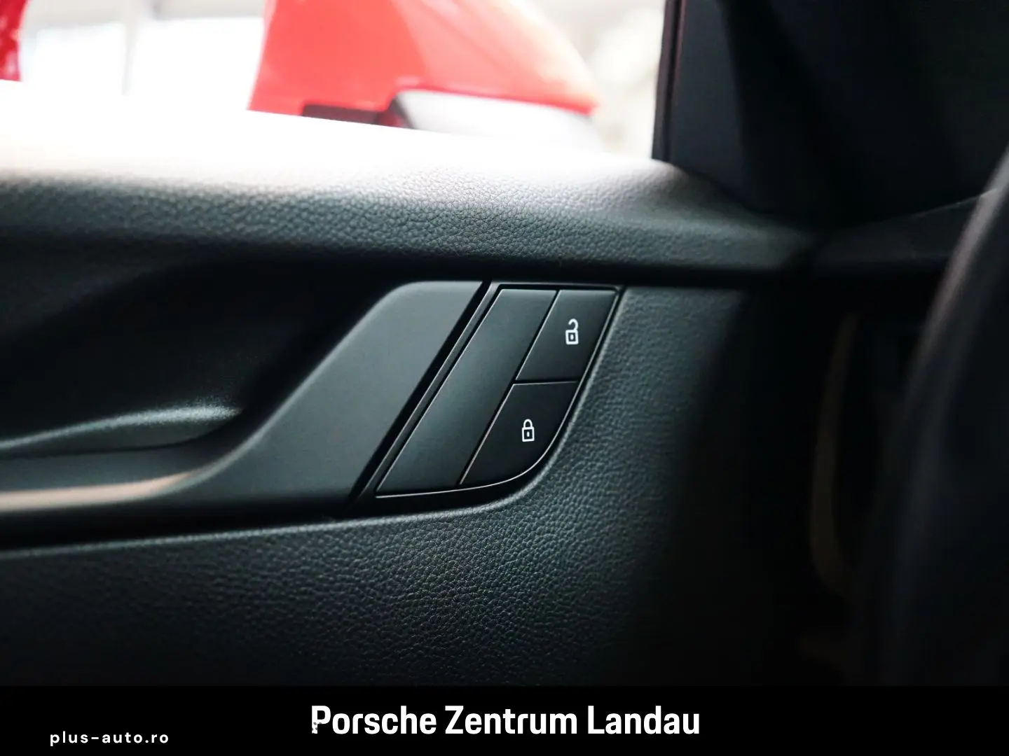 PORSCHE 992 911 GT3 mit Touring-Paket Rückfahrkamera