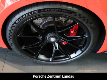 PORSCHE 992 911 GT3 mit Touring-Paket Rückfahrkamera