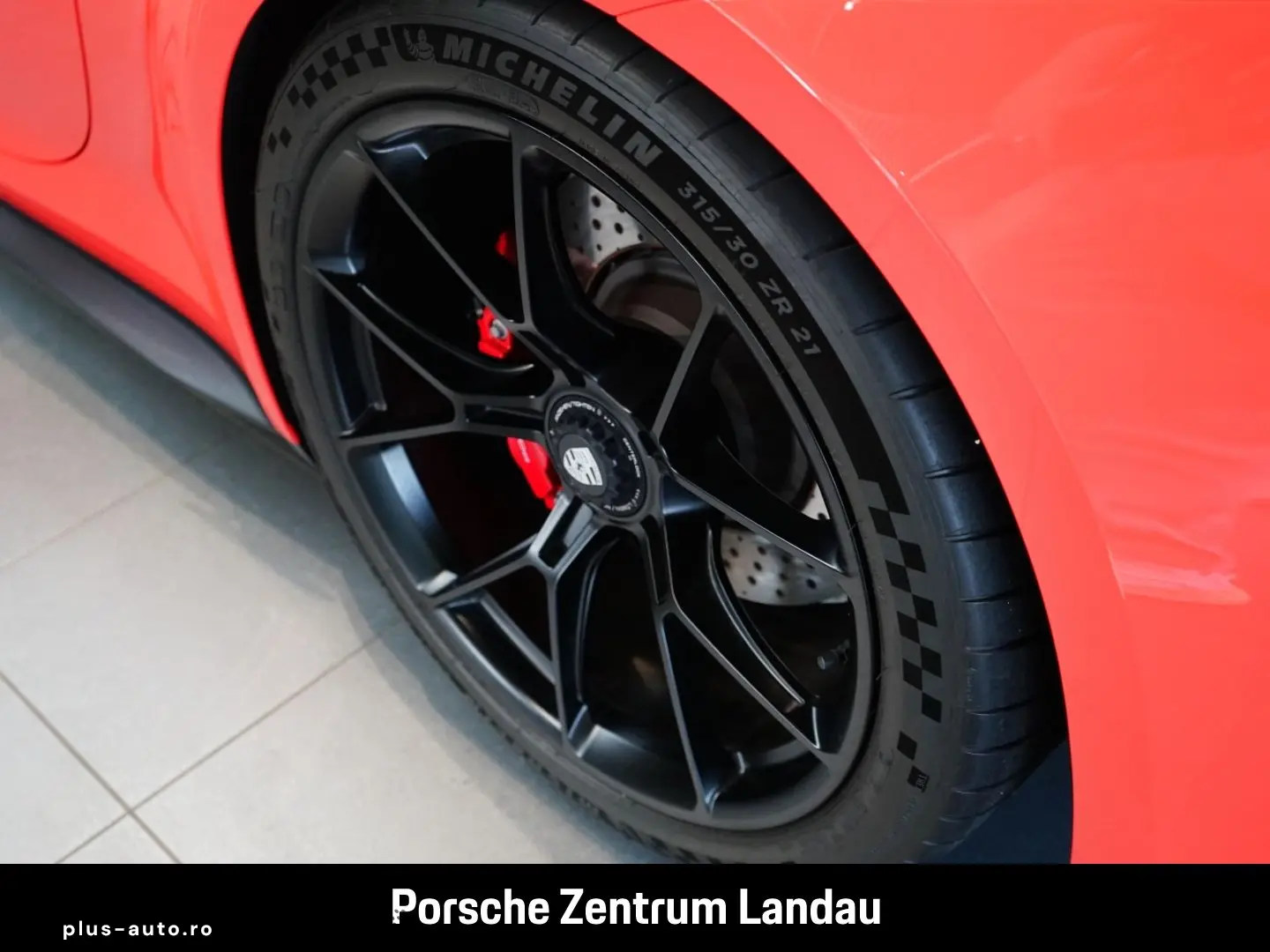 PORSCHE 992 911 GT3 mit Touring-Paket Rückfahrkamera
