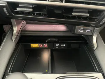 Lexus RX450 h  E-FOUR F Sport Design Trapa 360 Ventilatie
