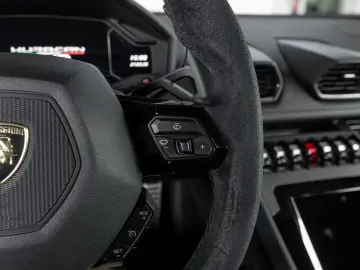 LAMBORGHINI Huracan EVO Capsule Lift Sensonum