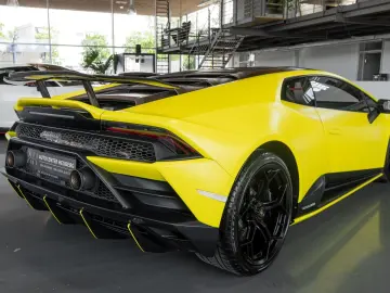 LAMBORGHINI Huracan EVO Capsule Lift Sensonum