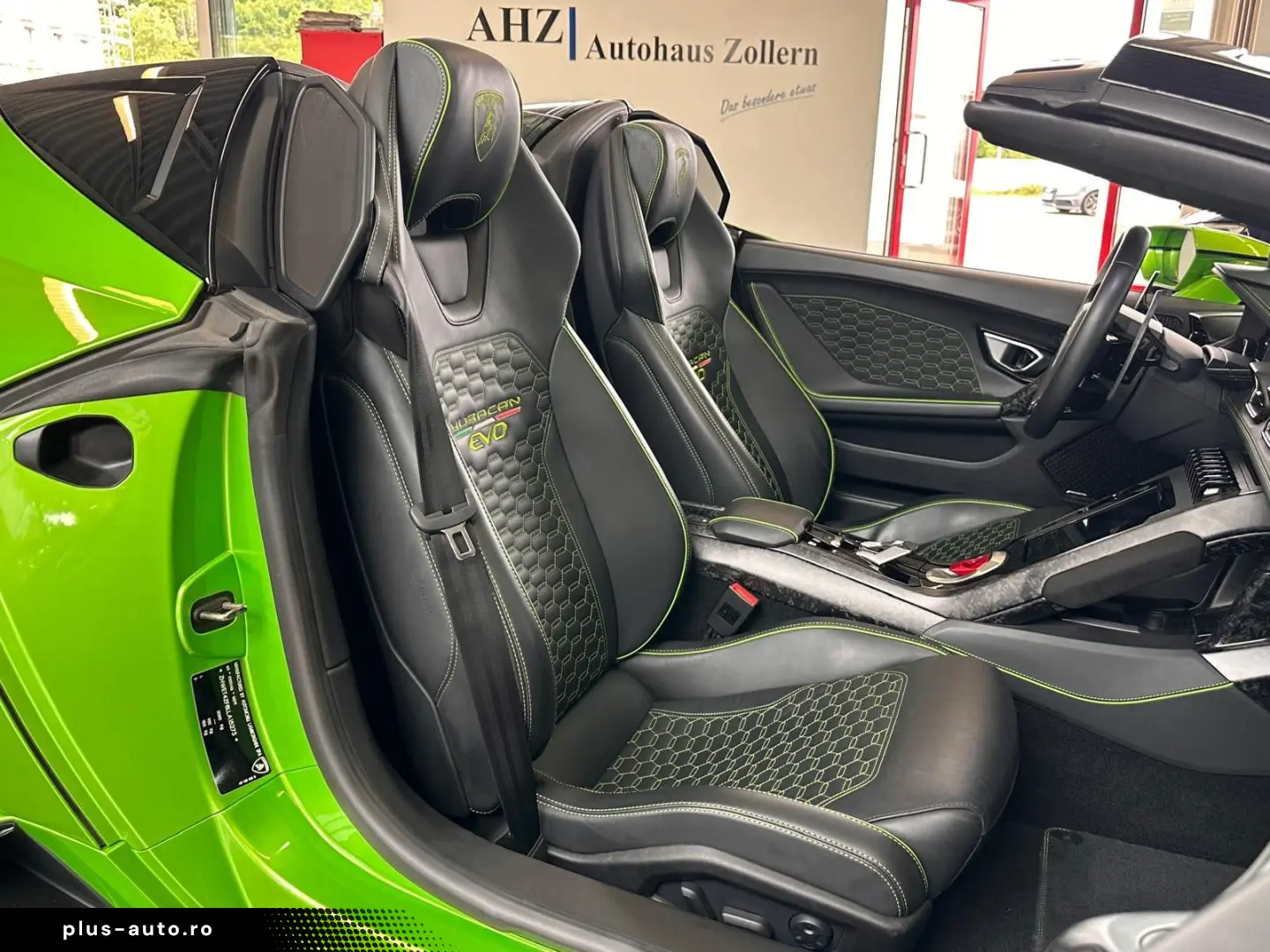 LAMBORGHINI Huracán EVO Spyder Forged Carbon SAGA LIFT PPF