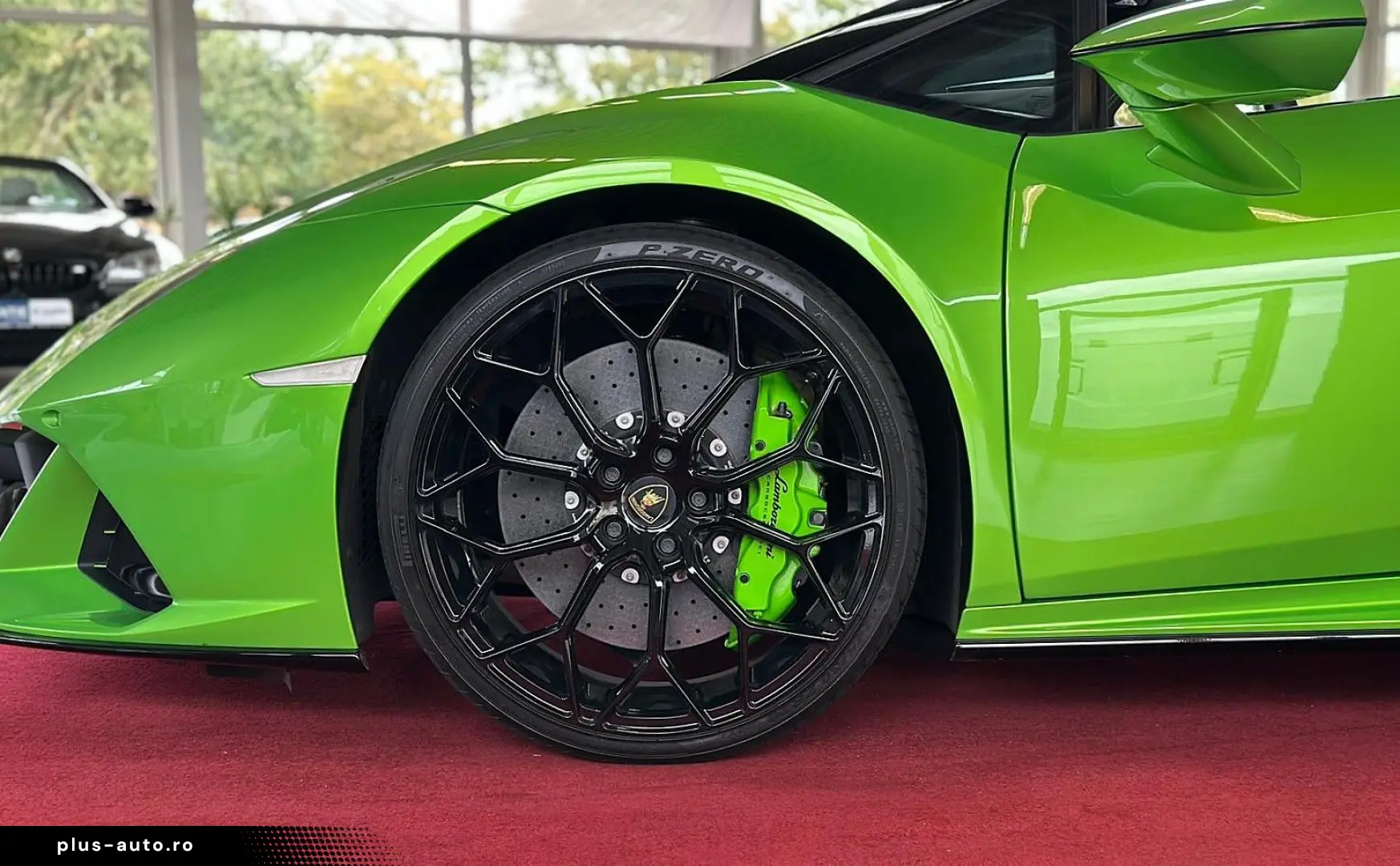 LAMBORGHINI Huracán EVO Spyder Forged Carbon SAGA LIFT PPF