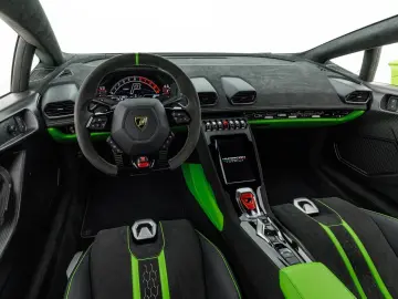 LAMBORGHINI Huracán Tecnica 1. Hand Selezione