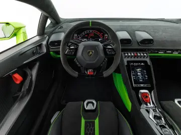 LAMBORGHINI Huracán Tecnica 1. Hand Selezione