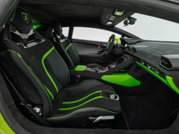 LAMBORGHINI Huracán Tecnica 1. Hand Selezione