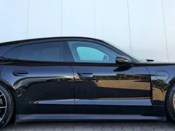 Porsche Taycan Sport Turismo 21Zoll 2xDisplay HUD Matrix