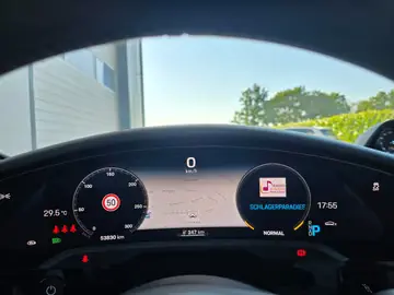 Porsche Taycan Sport Turismo 21Zoll 2xDisplay HUD Matrix
