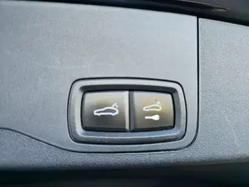 Porsche Taycan Sport Turismo 21Zoll 2xDisplay HUD Matrix