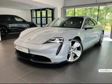 Porsche Taycan ST  Chrono Bose Inno SH v h Luft Pano