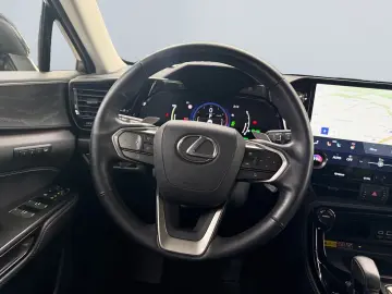 LEXUS NX 450h  E-FOUR Luxury Paket  Matrix 360  HUD