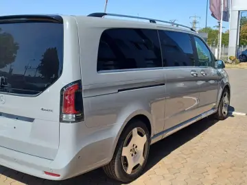Mercedes-Benz V300d 4Matic - LIVRARE RAPIDA!