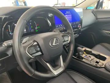 LEXUS NX 450h  Luxury Line E-Four  360