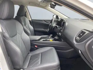 LEXUS NX 450h  Luxury Line E-Four  360