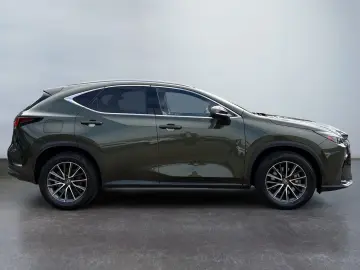 LEXUS NX 450h  E-FOUR Executive Line  HUD 360