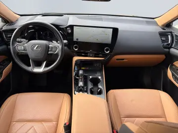 LEXUS NX 450h  E-FOUR Executive Line  HUD 360