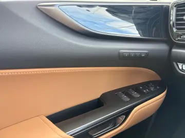 LEXUS NX 450h  E-FOUR Executive Line  HUD 360