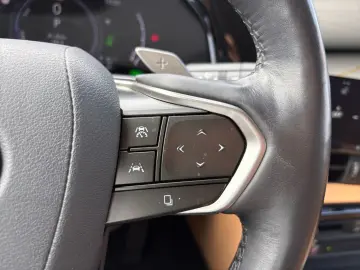 LEXUS NX 450h  E-FOUR Executive Line  HUD 360