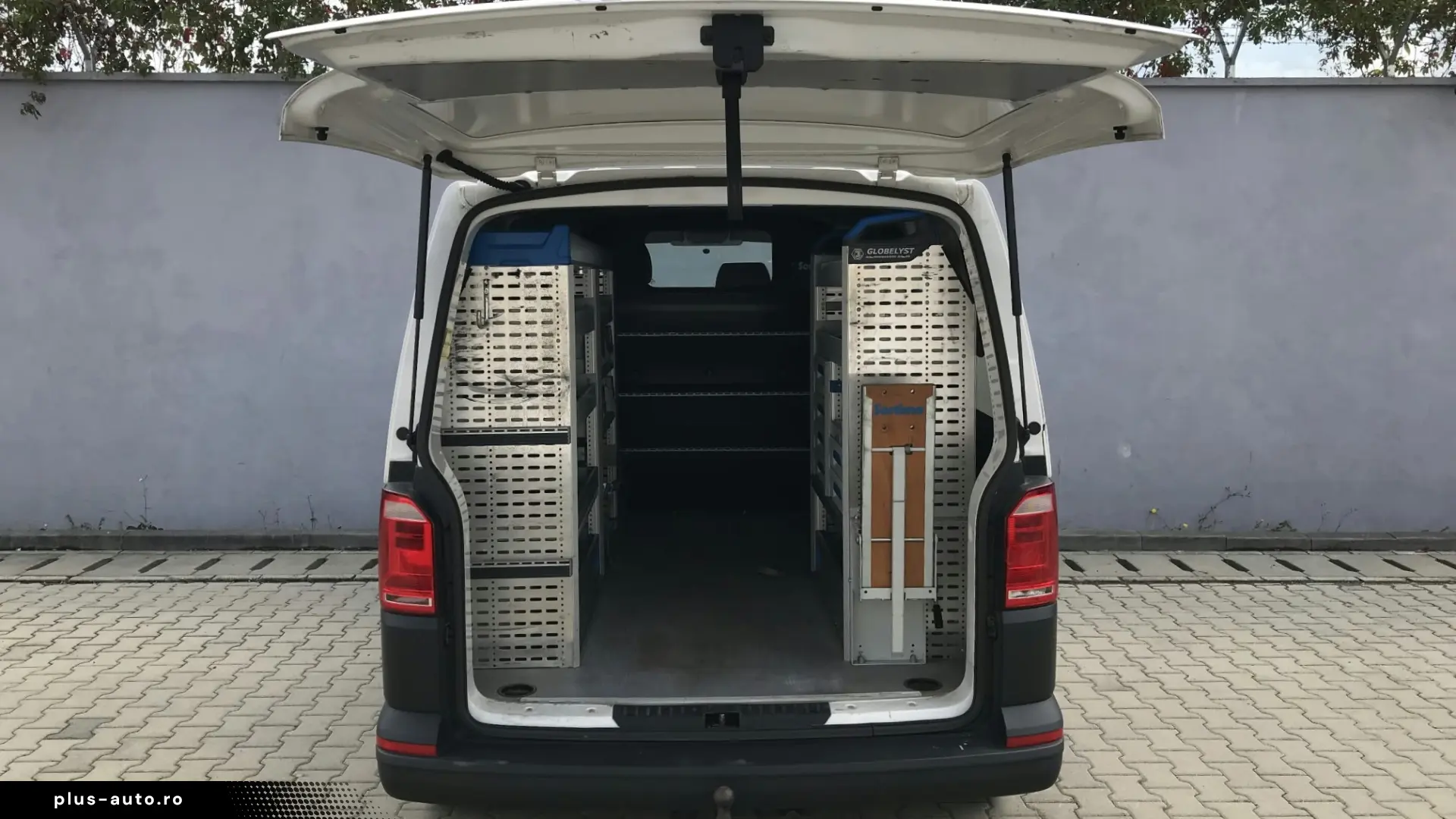 Volkswagen Transporter 2.0 110 kW KR Comfortline 4M