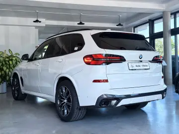 BMW X5 xDrive30d M Sport (G05)  IconicGlow A-LED ACC