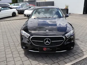 Mercedes-Benz E 300 de 4MATIC Avantgarde Advanced