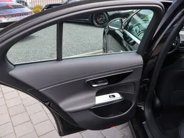 Mercedes-Benz E 300 de 4MATIC Avantgarde Advanced