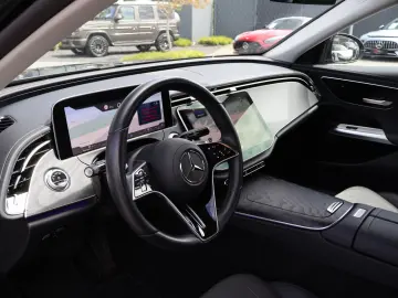 Mercedes-Benz E 300 de 4MATIC Avantgarde Advanced