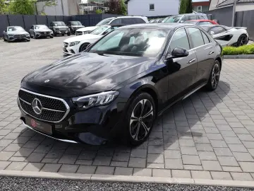 Mercedes-Benz E 300 de 4MATIC Avantgarde Advanced