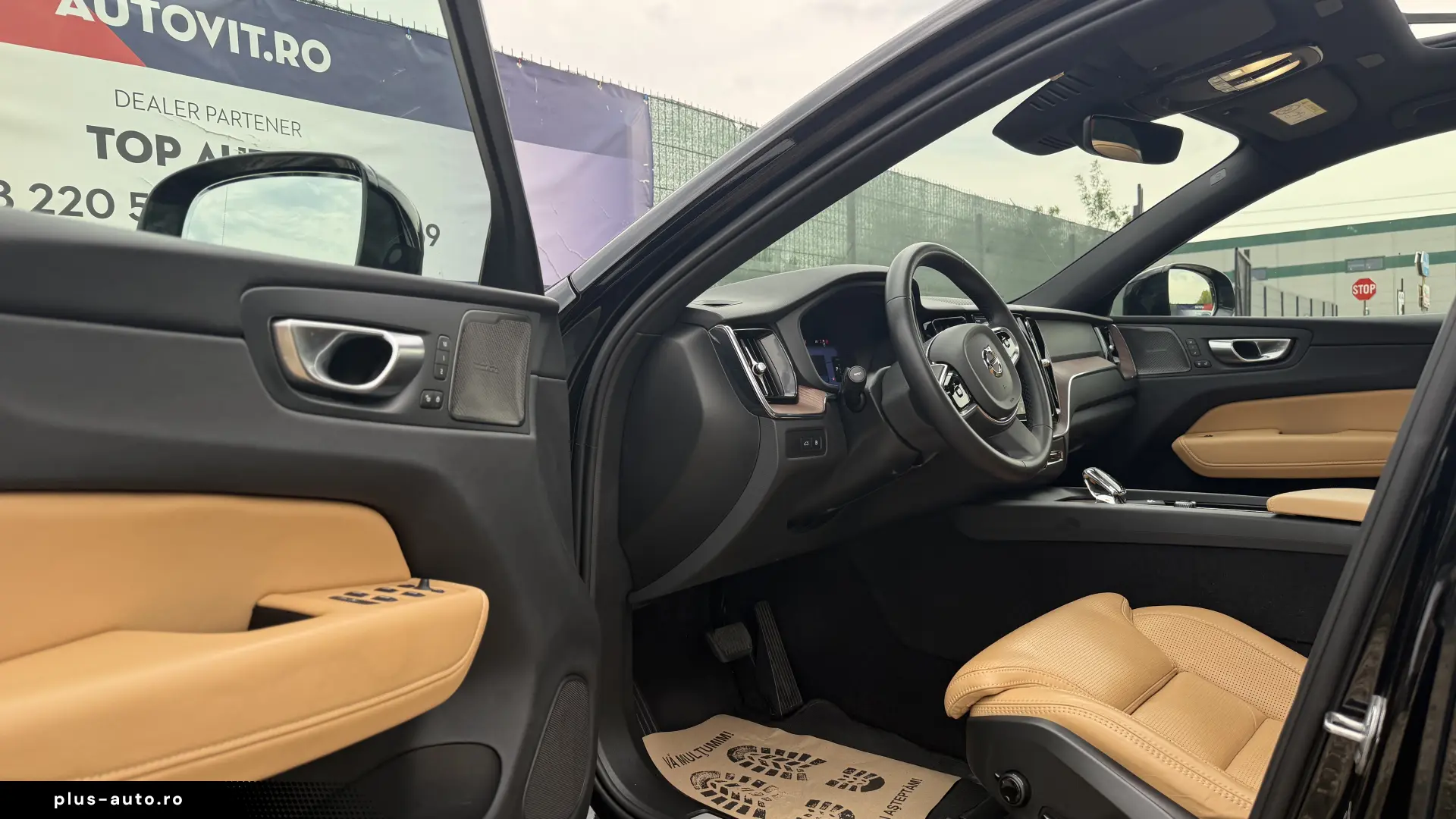 2.0 T8 PHEV PLUS DARK AUTO 4WD   2024   TVA deduc.  Leasing