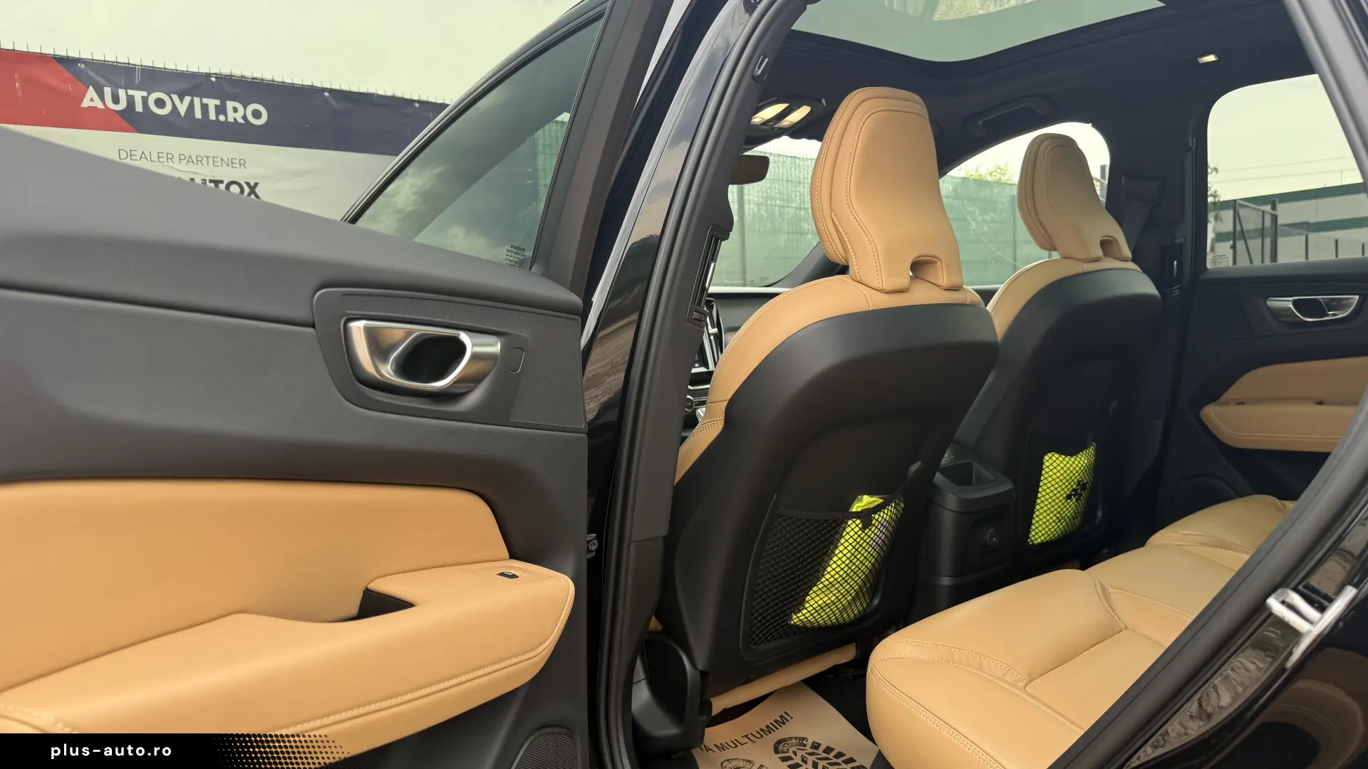 2.0 T8 PHEV PLUS DARK AUTO 4WD   2024   TVA deduc.  Leasing