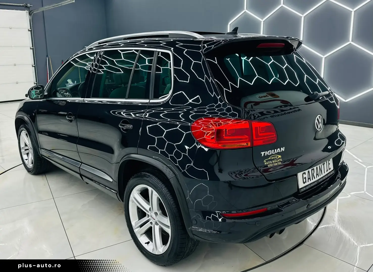 VOLKSWAGEN TIGUAN R-LINE 2014 2.0D E5 Garantie 12 Luni Rate