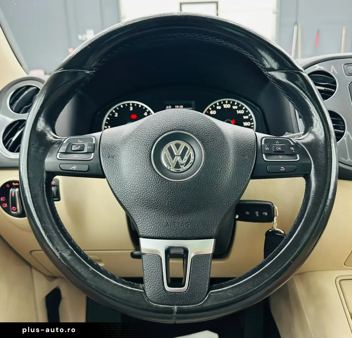 VOLKSWAGEN TIGUAN R-LINE 2014 2.0D E5 Garantie 12 Luni Rate