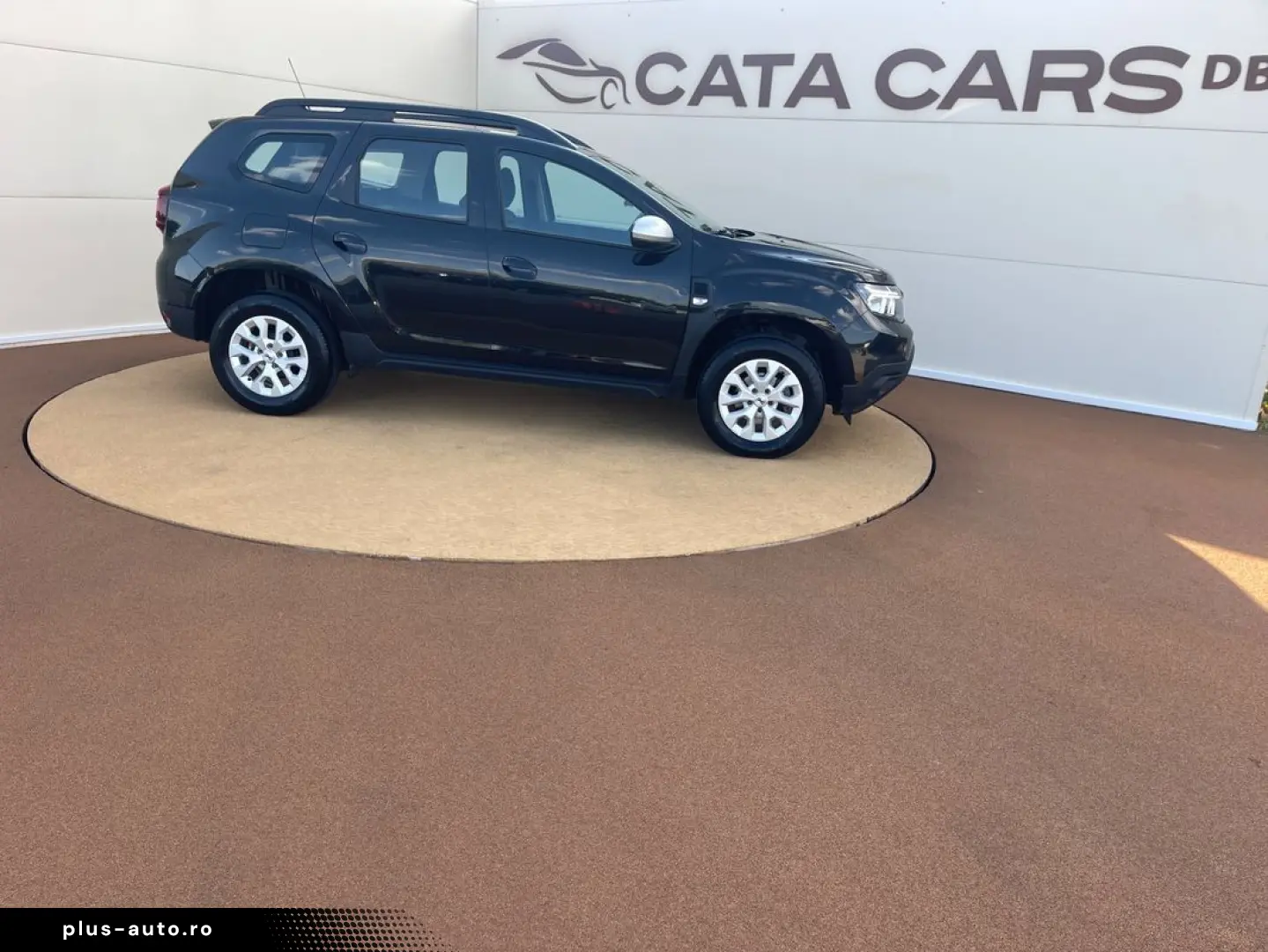 Dacia Duster 1.5DCI  116CP  Euro6  LED  Clima  CarPlay  Pilo