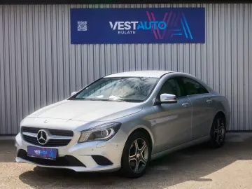 Mercedes-Benz Cla-180