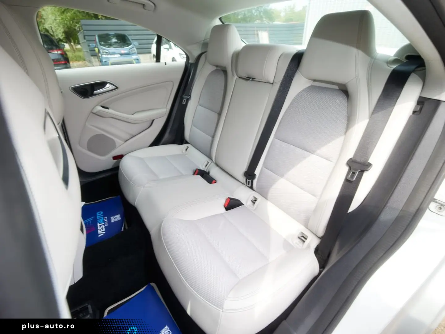 Mercedes-Benz Cla-180